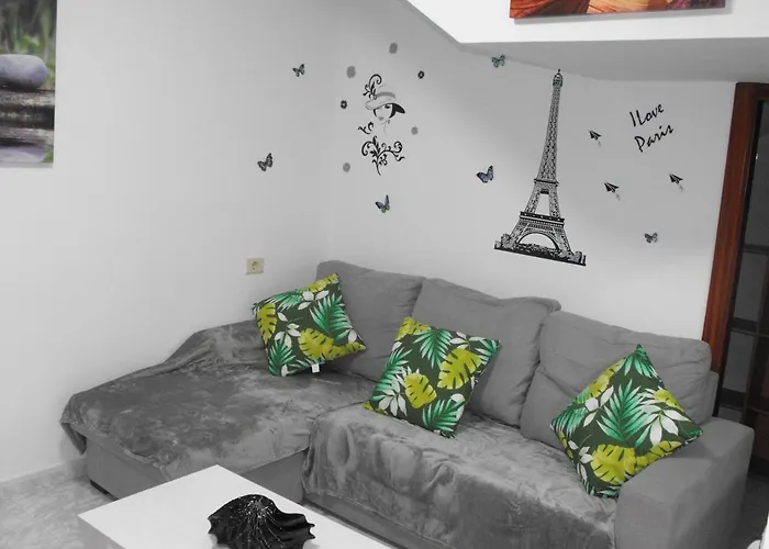 Lucia Διαμέρισμα *